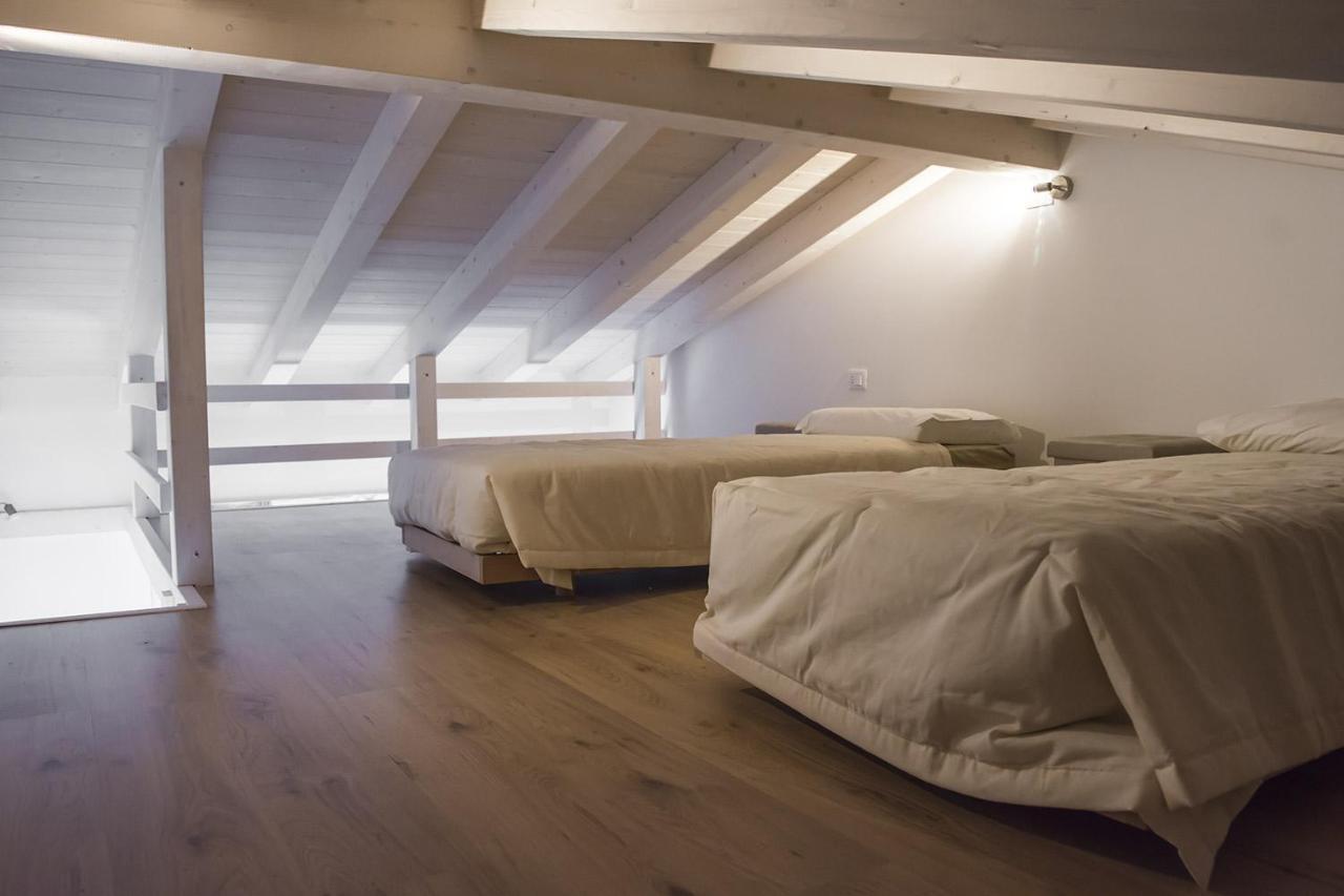Home Suites Home Salionze Bagian luar foto